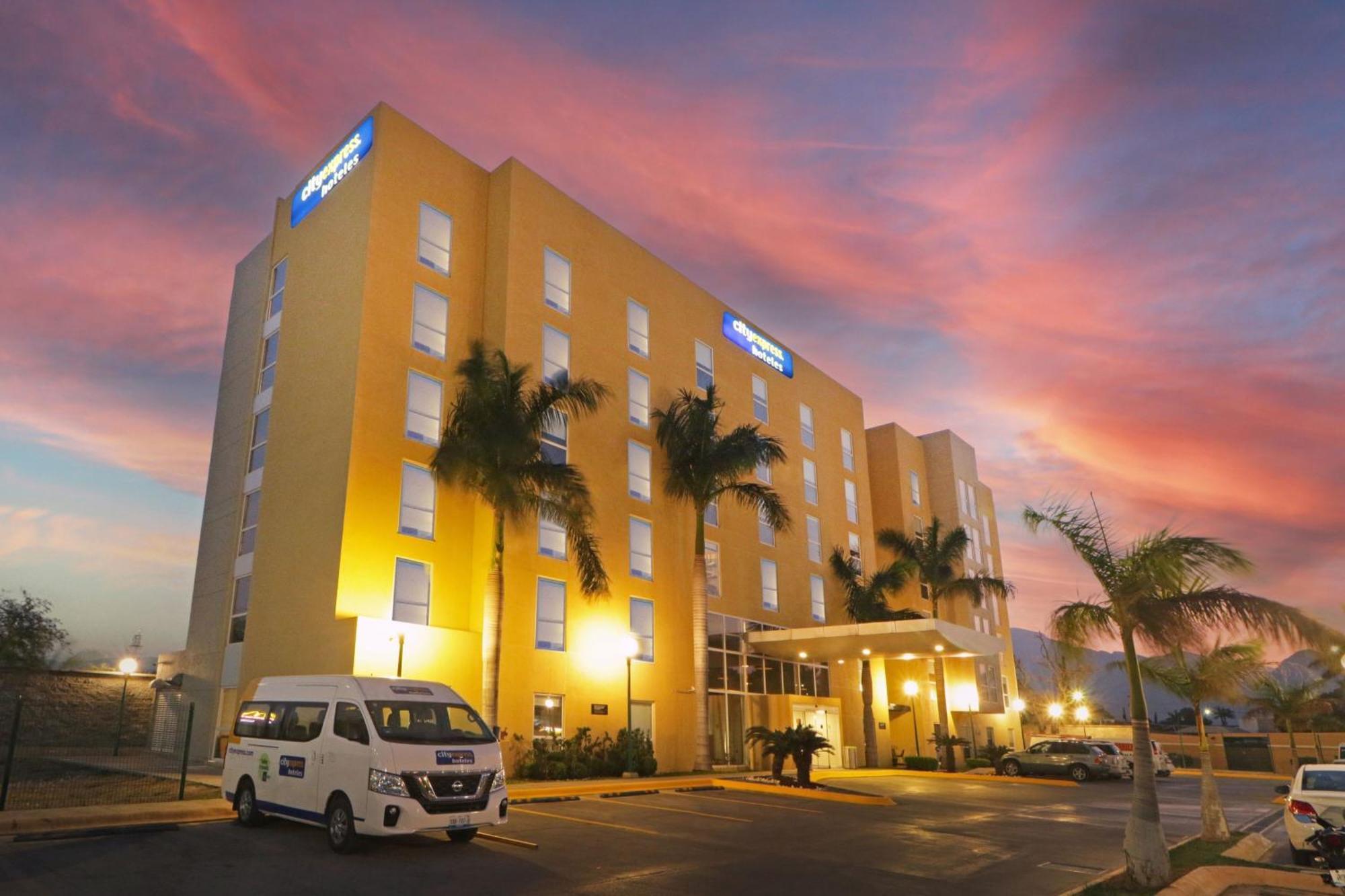 City Express By Marriott Ciudad Victoria Dış mekan fotoğraf